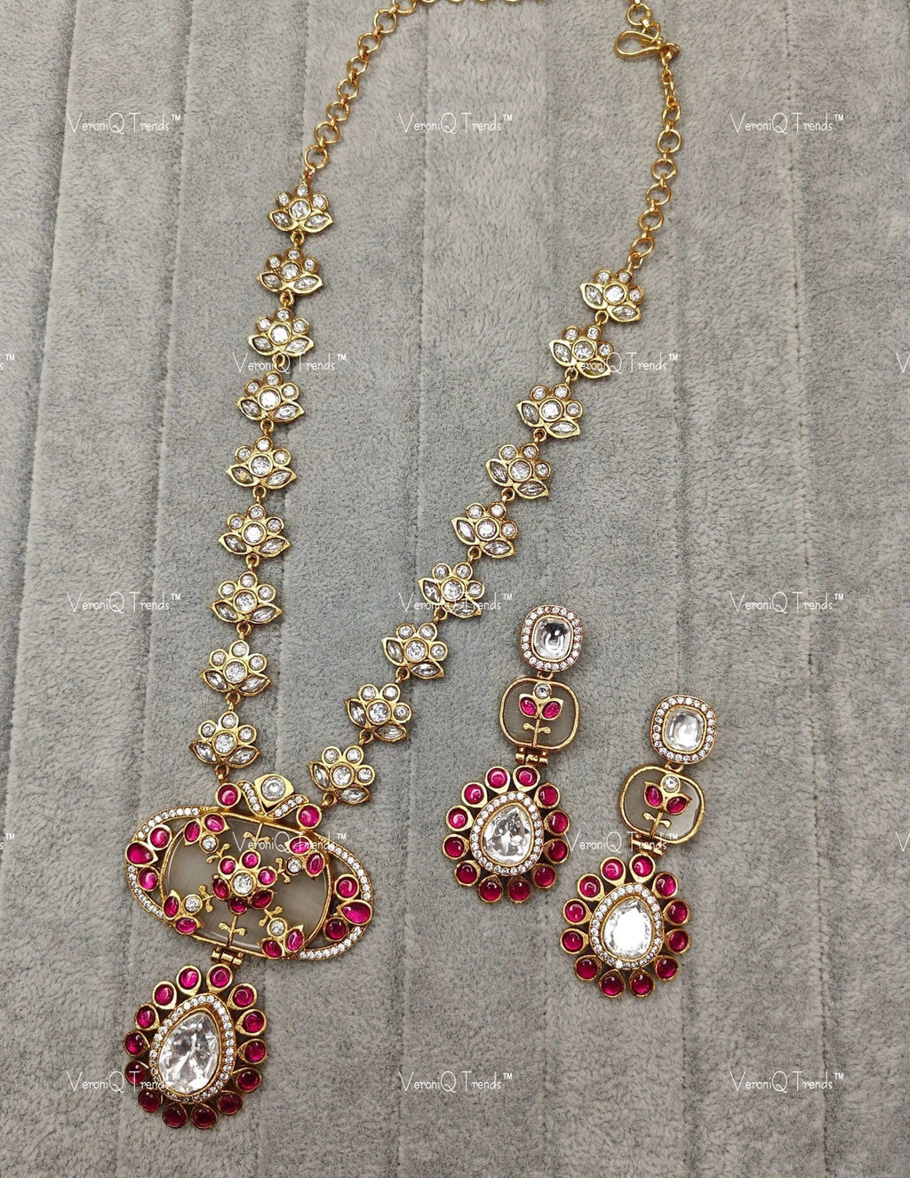VeroniQ Trends-Carved Stone Polki Gold Plated Long Necklace Polki-Gold Plated-Wedding Jewellery-Punjabi Jewellery-South Indian-Thappa Jewellery