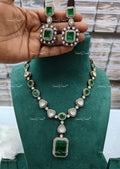 VeroniQ Trends-Emerald Green Diamond Look Polki Short Necklace Polki-Emerald Stone-Gold Plated-Wedding Jewellery-Punjabi Jewellery-South Indian-Thappa Jewellery