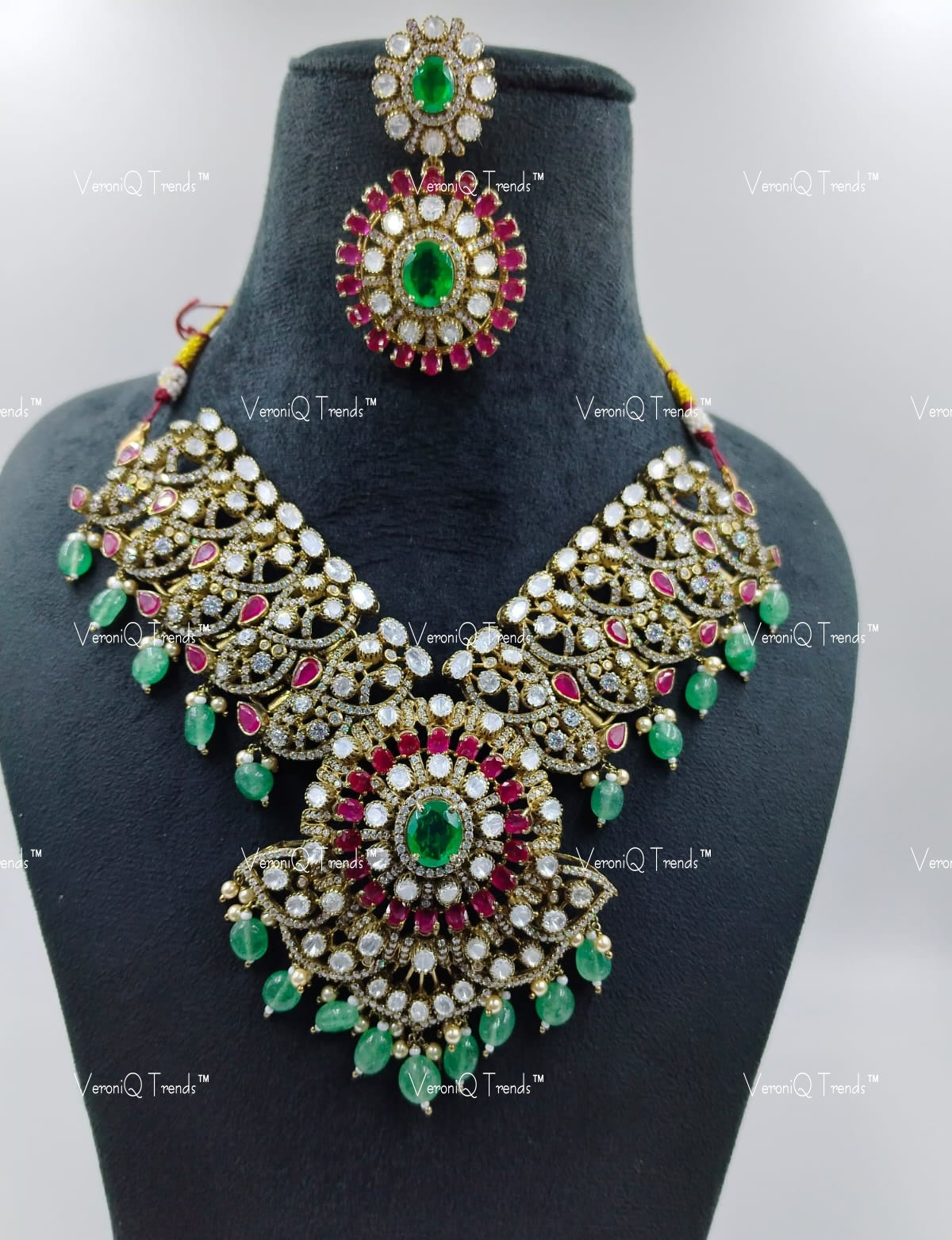 VeroniQ Trends-Victorian Bridal Emerald Ruby And Polki Silver Moissanite Necklace With Emerald Green Beads 92.5 Silver Mossianite Diamond Polki-Emerald Stone-Ruby Stone-Gold Plated-Wedding Jewellery-Punjabi Jewellery-South Indian-Thappa Jewellery