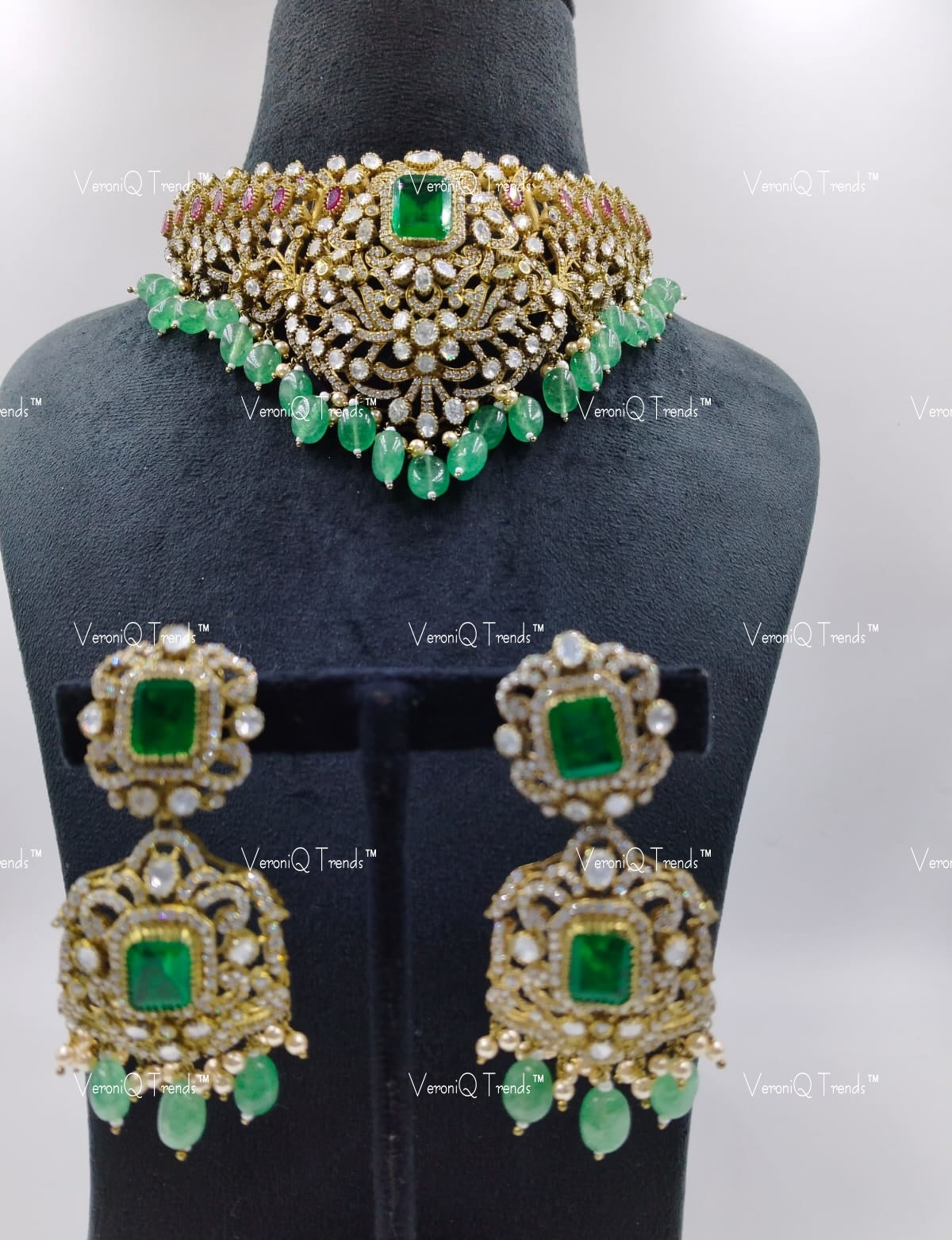 VeroniQ Trends-Victorian Bridal Emerald And Polki Silver Moissanite Choker Necklace With Emerald Green Beads 92.5 Silver Mossianite Diamond Polki-Emerald Stone-Gold Plated-Wedding Jewellery-Punjabi Jewellery-South Indian-Thappa Jewellery