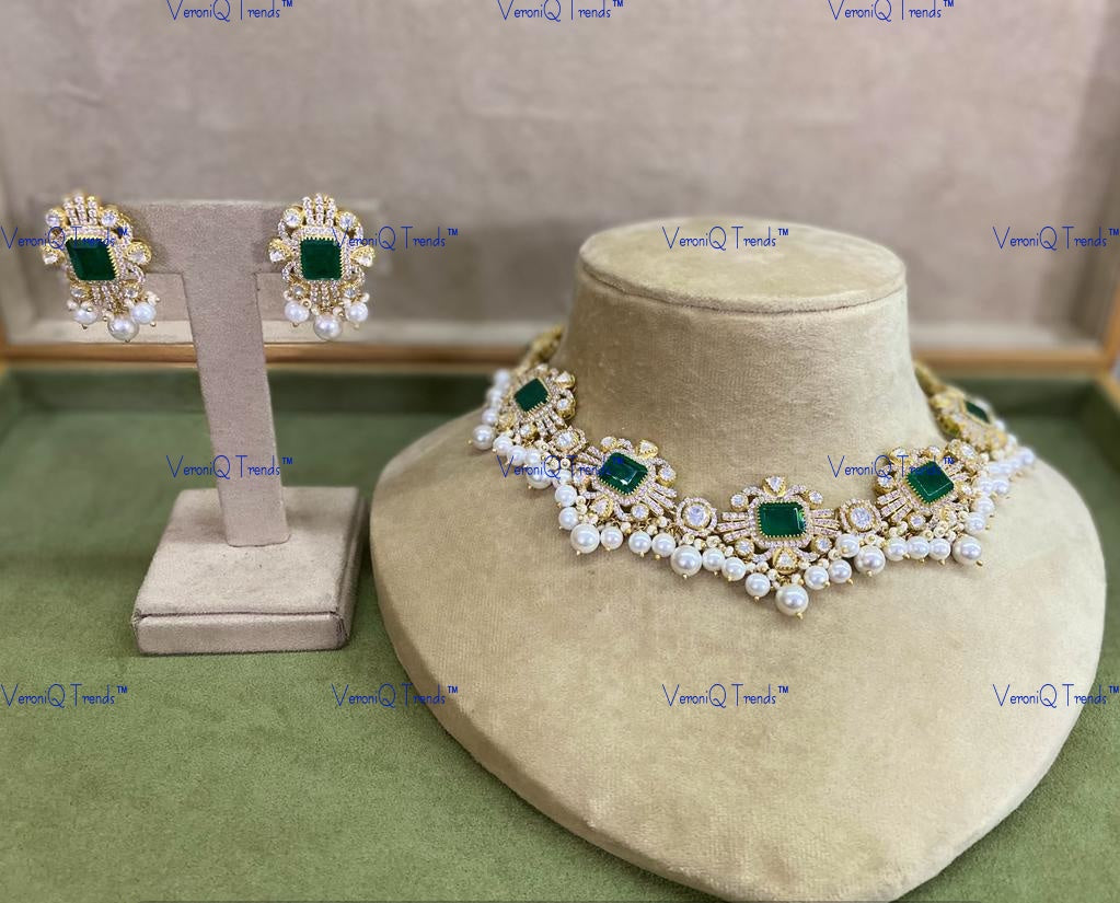VeroniQ Trends-Elegant Victorian Emerald Pearl And Polki Silver Choker Necklace 92.5 Silver Moissanite Diamond Polki-Emerald Stone-Fresh Water Pearl-Gold Plated-Wedding Jewellery-Punjabi Jewellery-South Indian-Thappa Jewellery