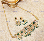 VeroniQ Trends-Emerald And Pachi Kundan Choker Necklace Pachi Kundan-Emerald Stone-Gold Plated-Wedding Jewelry-Punjabi Jewelry-South Indian-Thappa Jewelry