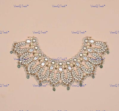 VeroniQ Trends-Victorian Bridal Emerald And Polki Silver Choker Necklace 92.5 Silver Moissanite Diamond Polki-Emerald Stone-Gold Plated-Wedding Jewellery-Punjabi Jewellery-South Indian-Thappa Jewellery