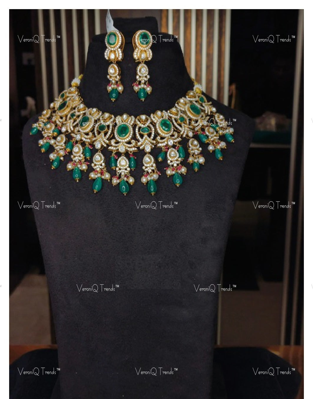 VeroniQ Trends-Victorian Bridal Polki And Emerald Necklace 92.5 Silver Moissanite Diamond Polki-Emerald Stone-Gold Plated-Wedding Jewelry-Punjabi Jewelry-South Indian-Thappa Jewelry