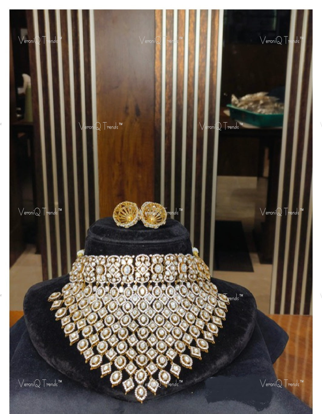 VeroniQ Trends-Victorian Bridal Polki Necklace 92.5 Silver Moissanite Diamond Polki-Gold Plated-Wedding Jewellery-Punjabi Jewellery-South Indian-Thappa Jewellery