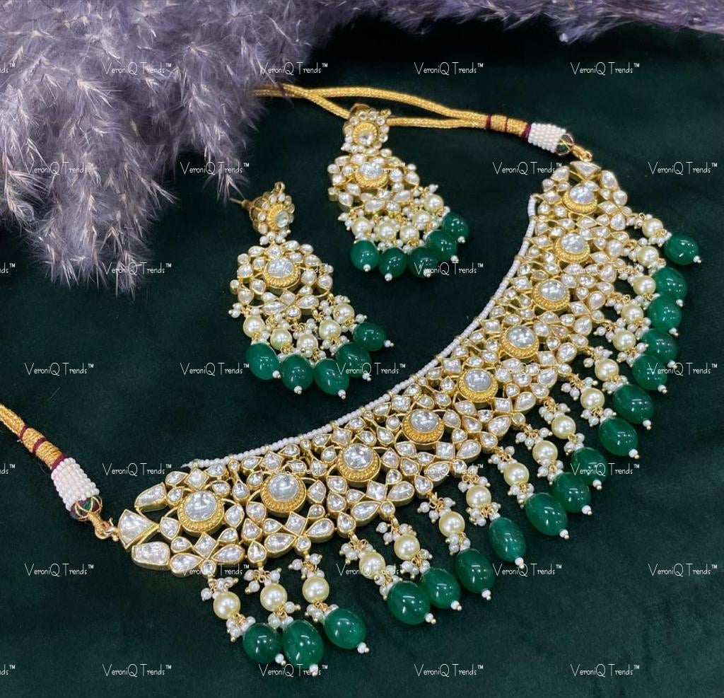 VeroniQ Trends-Handmade Pachi Kundan Necklace With Green Beads & Earrings-South Indian-Punjabi Jewellery-Polki Kundan