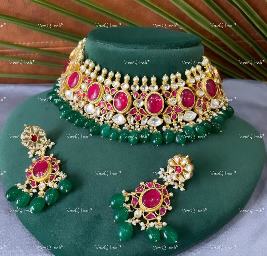 VeroniQ Trends-Handmade Pachi Kundan Necklace With Kemp Stones & Green Beads & Earrings-South Indian-Punjabi Jewellery-Polki Kundan