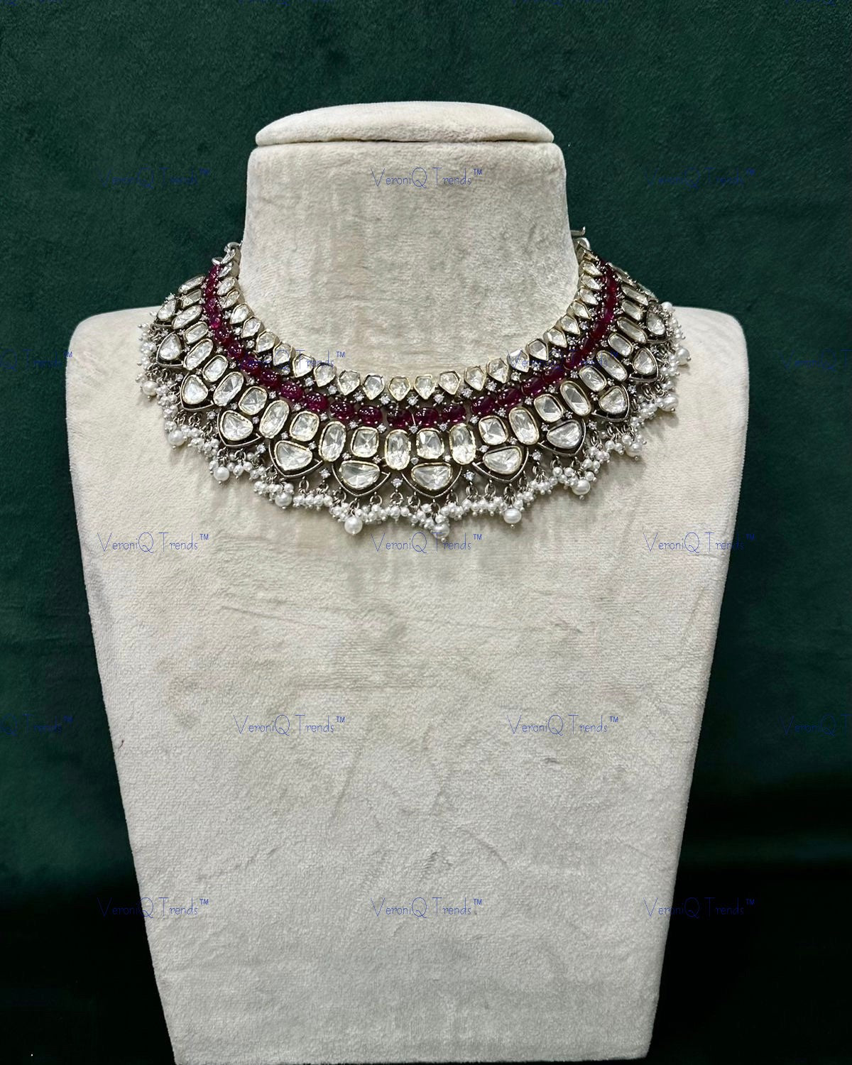 VeroniQ Trends-Victorian Bridal Red Beads and Polki Choker Necklace 92.5 Sliver Moissanite Diamond Polki-Gold Plated-Wedding Jewellery-Punjabi Jewellery-South Indian-Thappa Jewellery