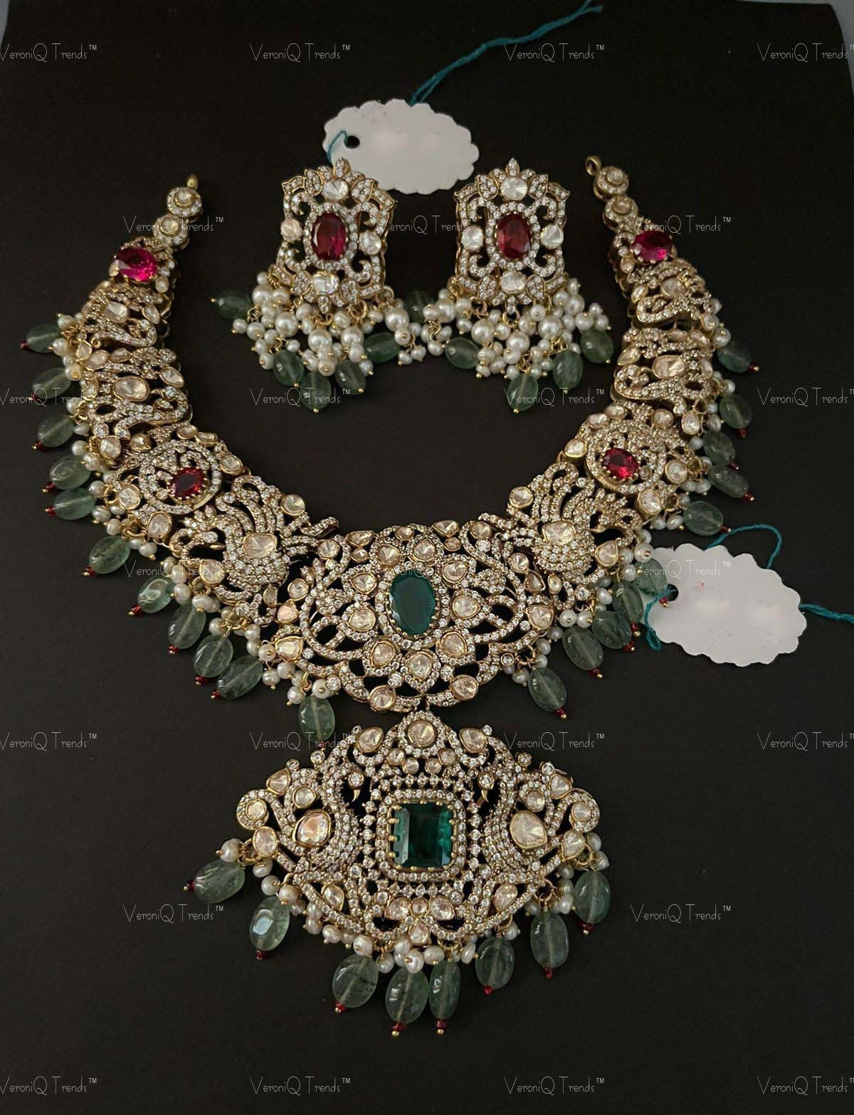 VeroniQ Trends-Victorian Bridal Polki And Emerald Necklace With Motif 92.5 Silver Moissanite Diamond Polki-Emerald Stone-Gold Plated-Wedding Jewellery-Punjabi Jewellery-South Indian-Thappa Jewellery