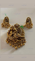 VeroniQ Trends-Ganesh Pendant And Earring-Gold Plated-Wedding Jewellery-Punjabi Jewellery-South Indian-Thappa Jewellery