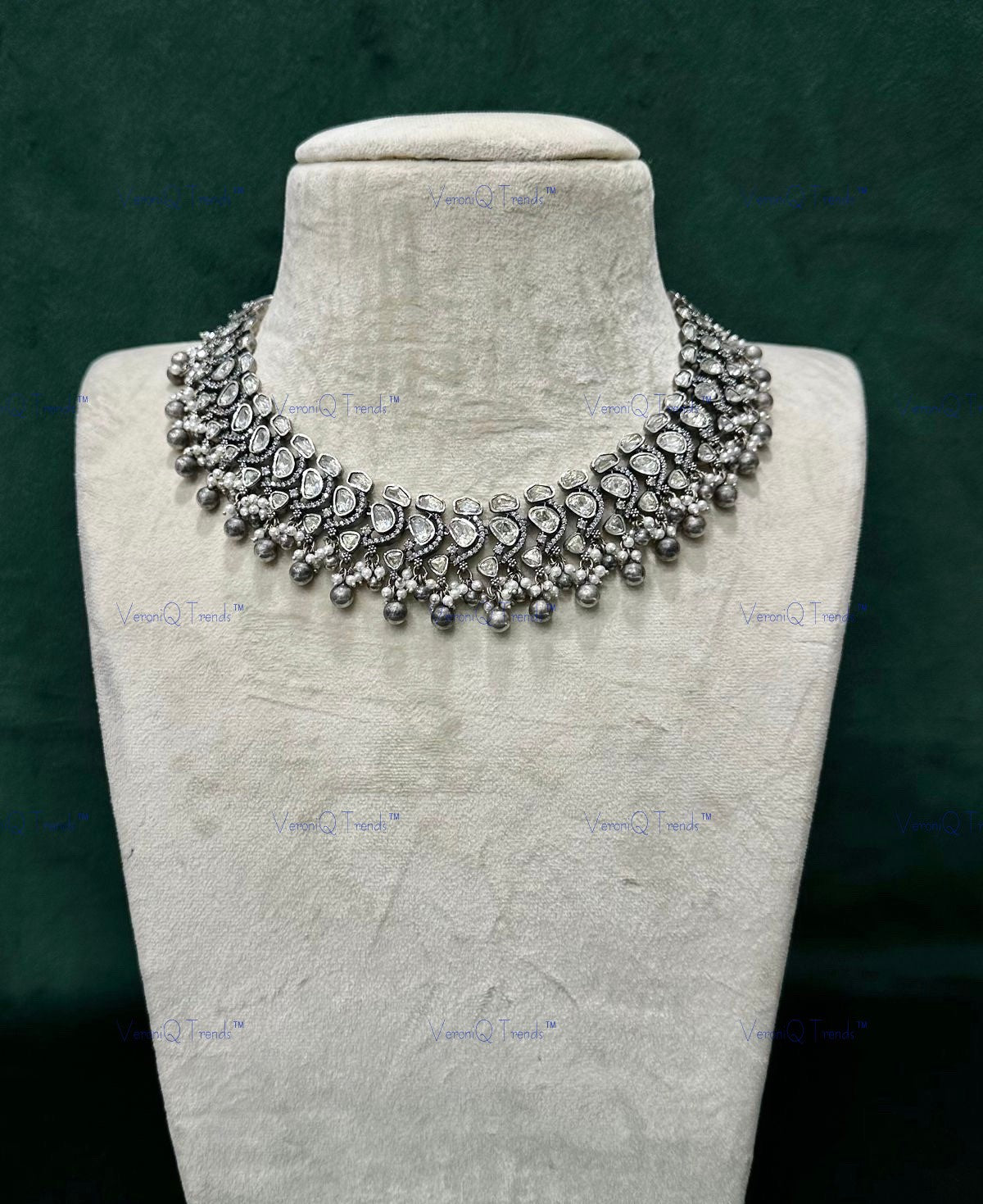 VeroniQ Trends- Victorian Polki Choker Necklace 92.5 Sliver Moissanite Diamond Polki-Gold Plated-Wedding Jewellery-Punjabi Jewellery-South Indian-Thappa Jewellery