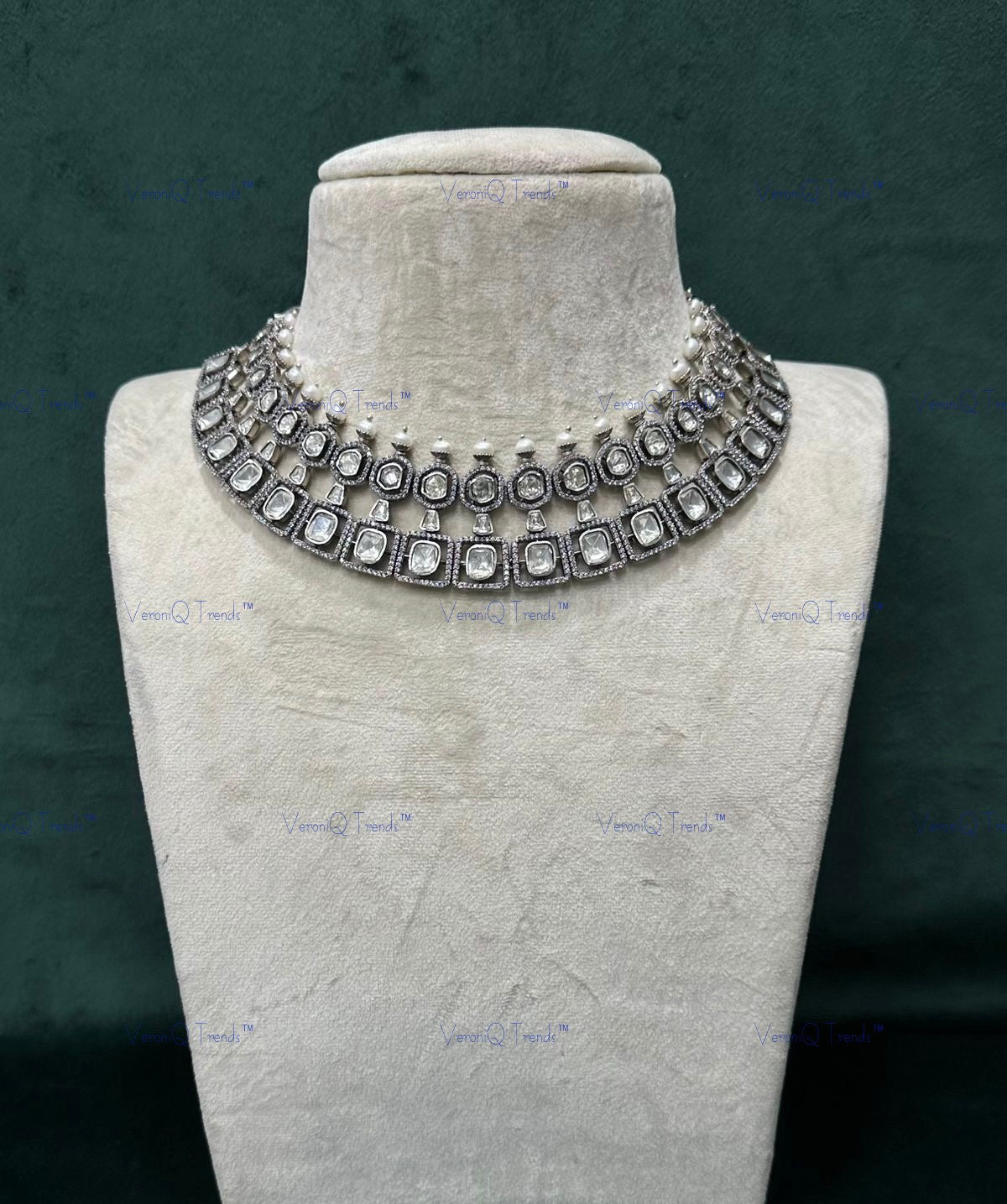 VeroniQ Trends- Victorian Pearl and Polki Choker Necklace 92.5 Sliver Moissanite Diamond Polki-Gold Plated-Wedding Jewellery-Punjabi Jewellery-South Indian-Thappa Jewellery