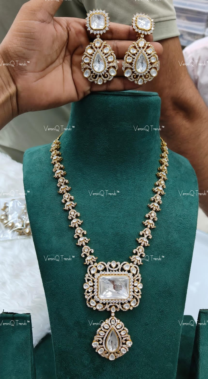 VeroniQ Trends-Gold Plated Diamond Look Polki Princess Pendant Necklace Polki-Gold Plated-Wedding Jewellery-Punjabi Jewellery-South Indian-Thappa Jewellery