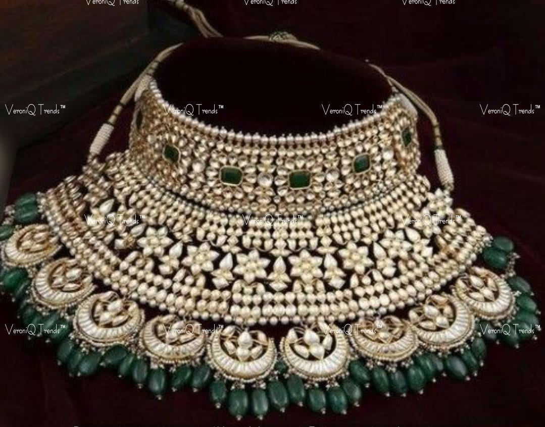 VeroniQ Trends-Traditonal Bridal Pachi Kundan Choker Necklace With Green Beads Pachi Kundan-Gold Plated-Wedding Jewellery-Punjabi Jewellery-South Indian-Thappa Jewellery