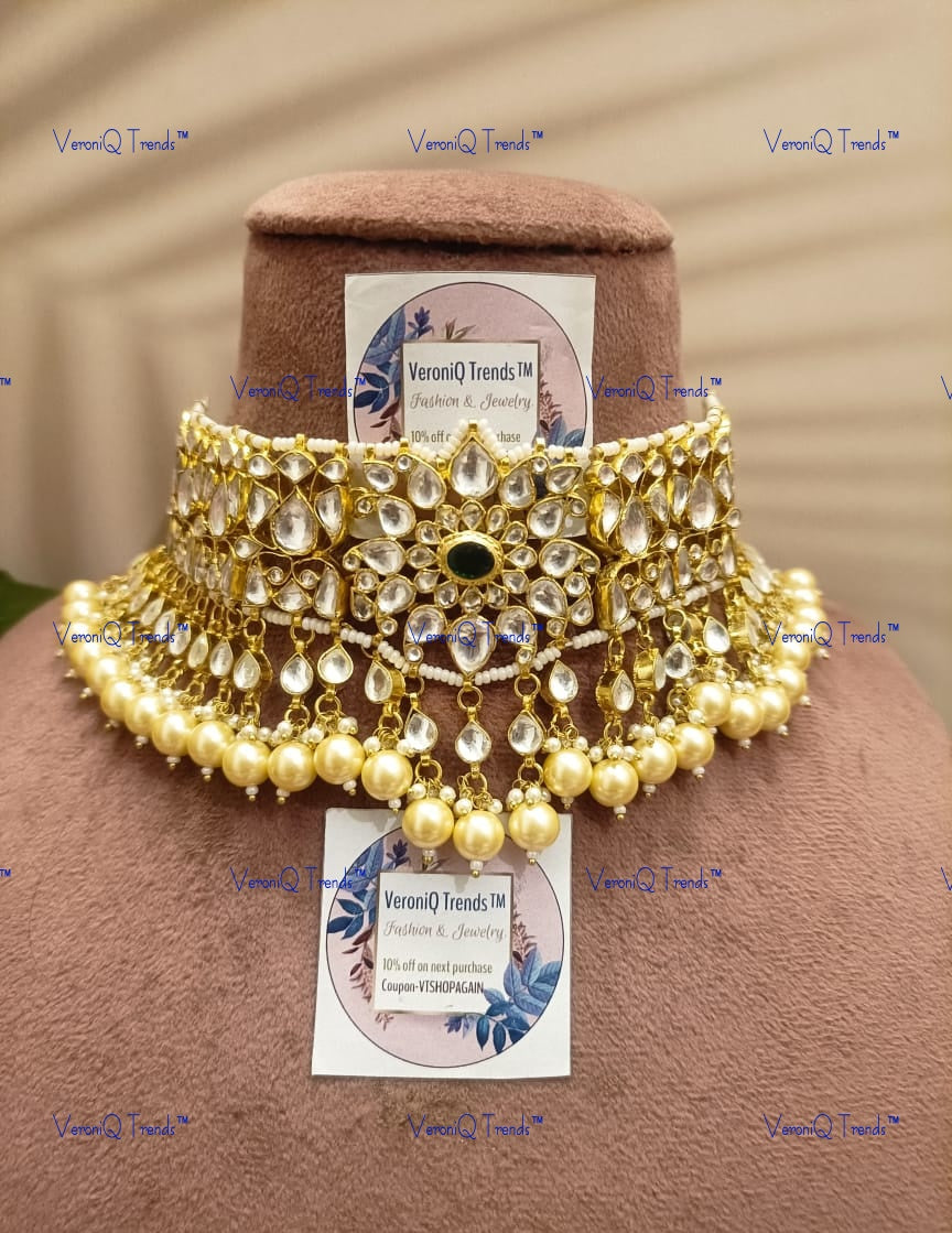 VeroniQ Trends-Traditional Rajwadi Style Pearl And Pachi Kundan Choker Necklace Pachi Kundan-Gold Plated-Wedding Jewellery-Punjabi Jewellery-South Indian-Thappa Jewellery