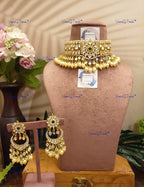 VeroniQ Trends-Traditional Rajwadi Style Pearl And Pachi Kundan Choker Necklace Pachi Kundan-Gold Plated-Wedding Jewelry-Punjabi Jewelry-South Indian-Thappa Jewelry