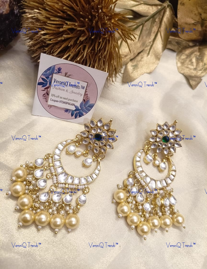 VeroniQ Trends-Traditional Rajwadi Style Pearl And Pachi Kundan Choker Necklace Pachi Kundan-Gold Plated-Wedding Jewellery-Punjabi Jewellery-South Indian-Thappa Jewellery