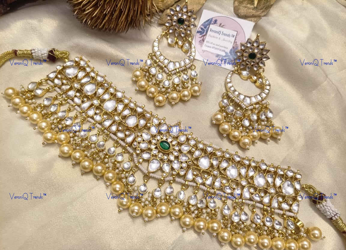 VeroniQ Trends-Traditional Rajwadi Style Pearl And Pachi Kundan Choker Necklace Pachi Kundan-Gold Plated-Wedding Jewellery-Punjabi Jewellery-South Indian-Thappa Jewellery