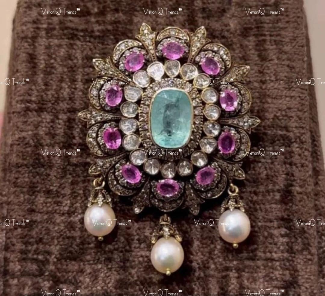 VeroniQ Trends-Designer Elegant Emerald Pearl Silver Moissanite Pendant 92.5 Silver Moissanite Diamond-Gold Plated-Wedding Jewellery-Punjabi Jewellery-South Indian-Thappa Jewellery