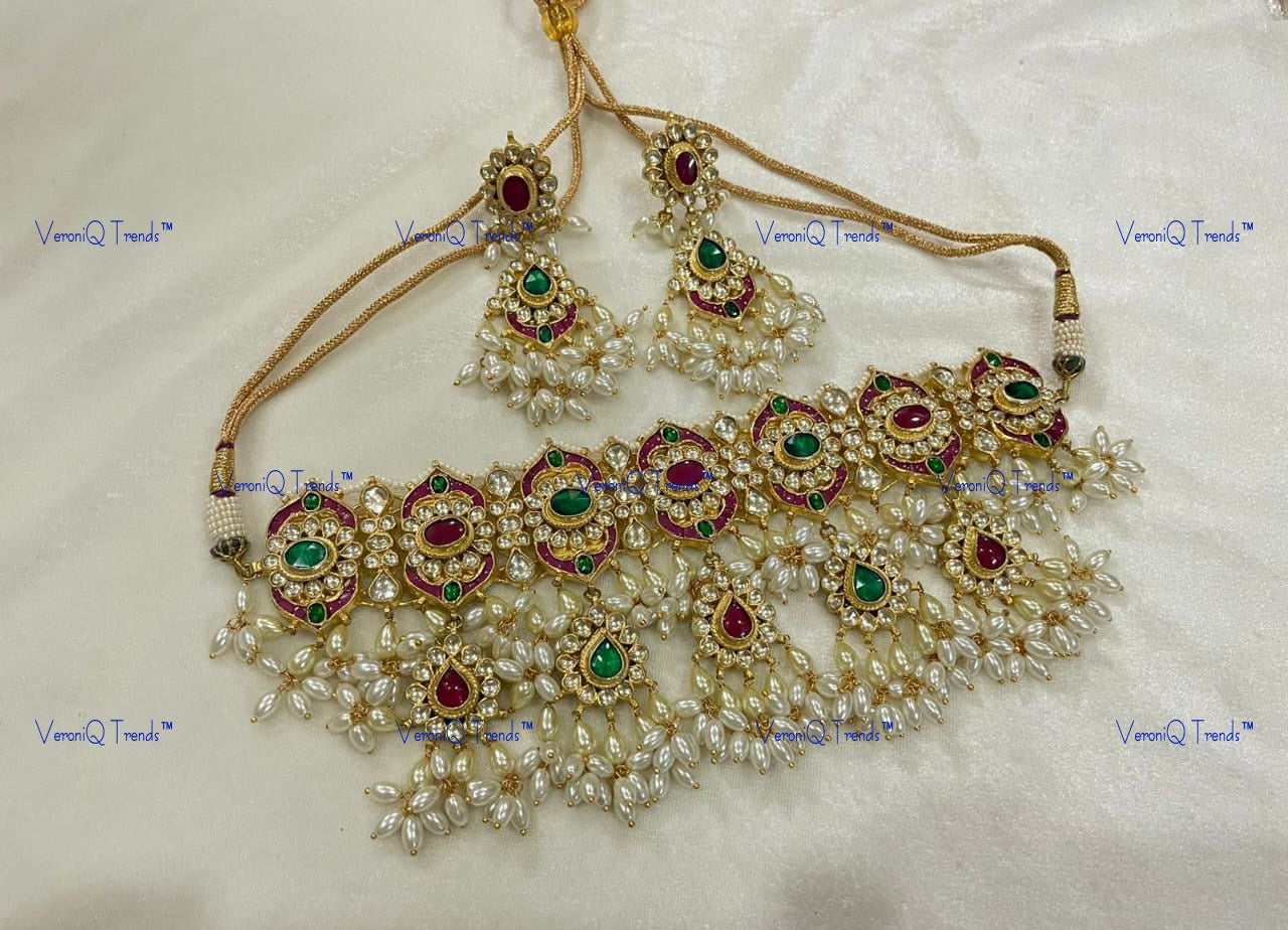 VeroniQ Trends-Elegant Gold Plated Kemp Stone Pachi Kundan Choker Necklace Pachi Kundan-Gold Plated-Wedding Jewellery-Punjabi Jewellery-South Indian-Thappa Jewellery