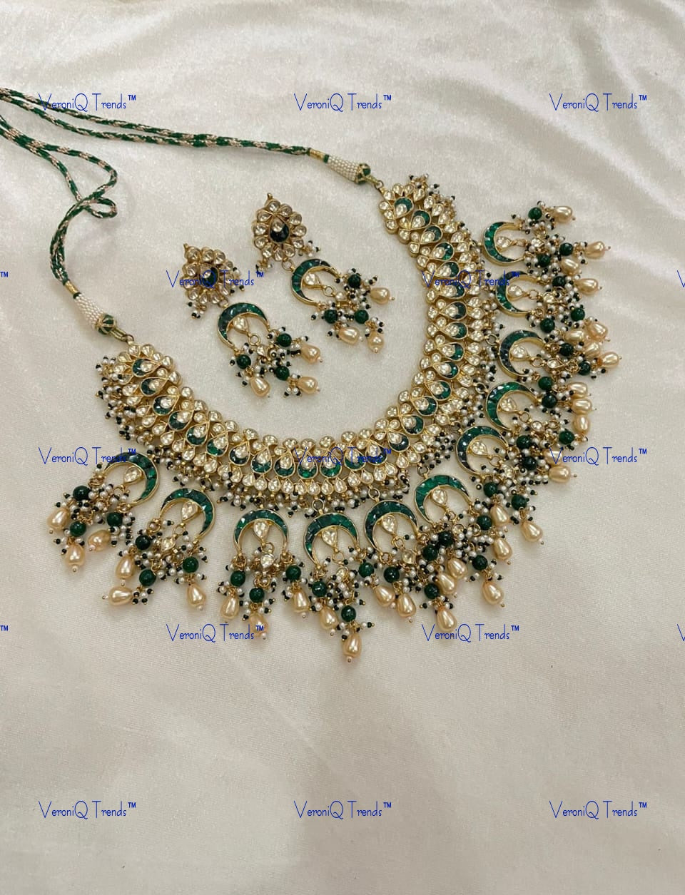VeroniQ Trends-Traditional Gold Pachi Kundan Necklace With Chandbali Drops Pachi Kundan-Gold Plated-Wedding Jewellery-Punjabi Jewellery-South Indian-Thappa Jewellery