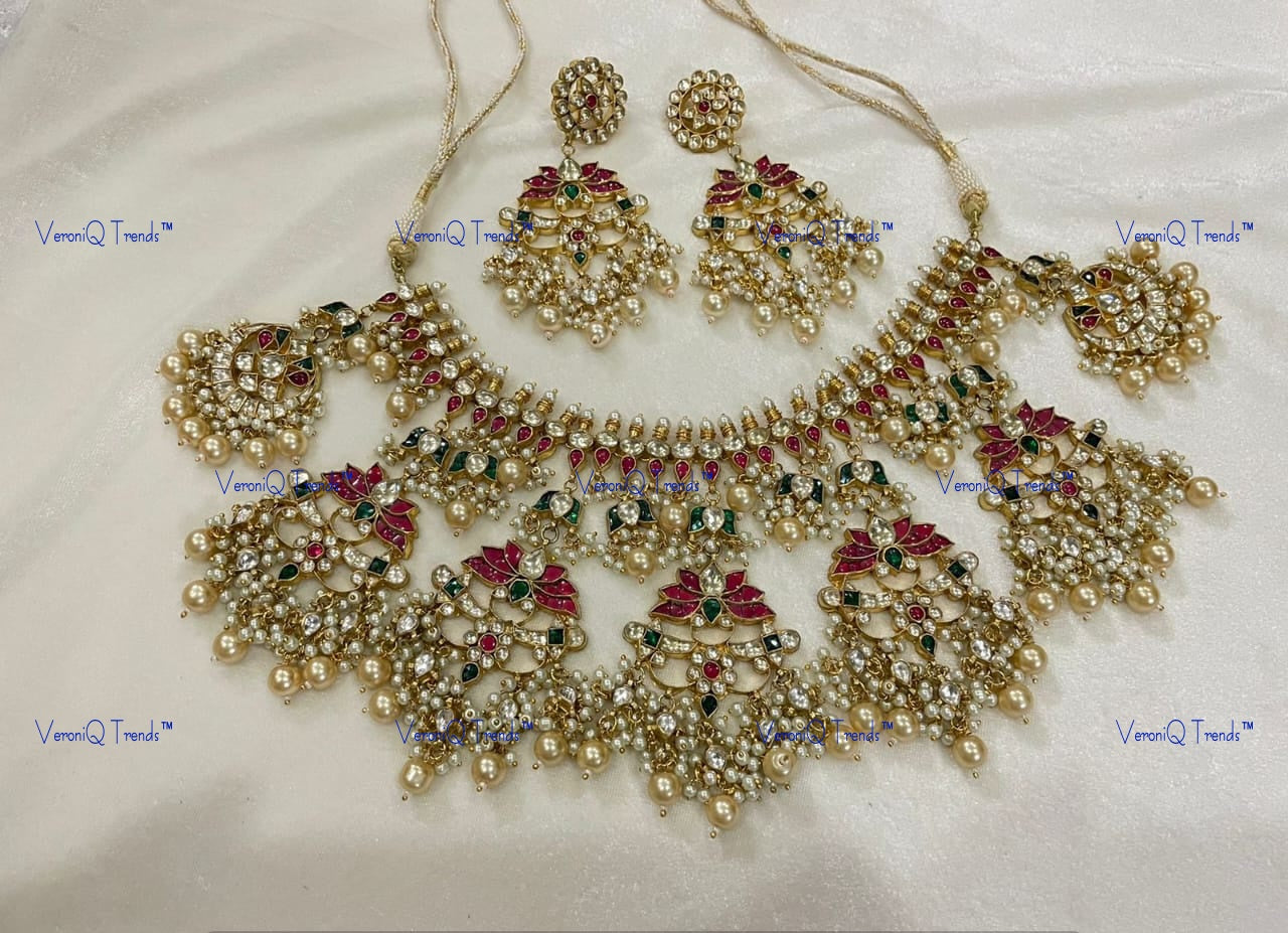 VeroniQ Trends-Traditional Bridal Gold Plated Kemp Stone Pachi Kundan Choker Necklace With Chandbali Drops Pachi Kundan-Gold Plated-Wedding Jewellery-Punjabi Jewellery-South Indian-Thappa Jewellery