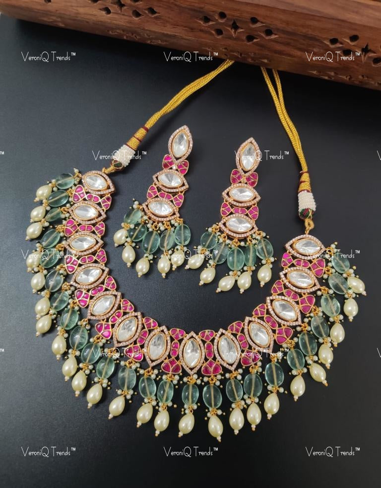 VeroniQ Trends-Elegant Gold Plated Kemp Stone Pachi Kundan Choker Necklace With Pearl Drops Pachi Kundan-Gold Plated-Wedding Jewellery-Punjabi Jewellery-South Indian-Thappa Jewellery
