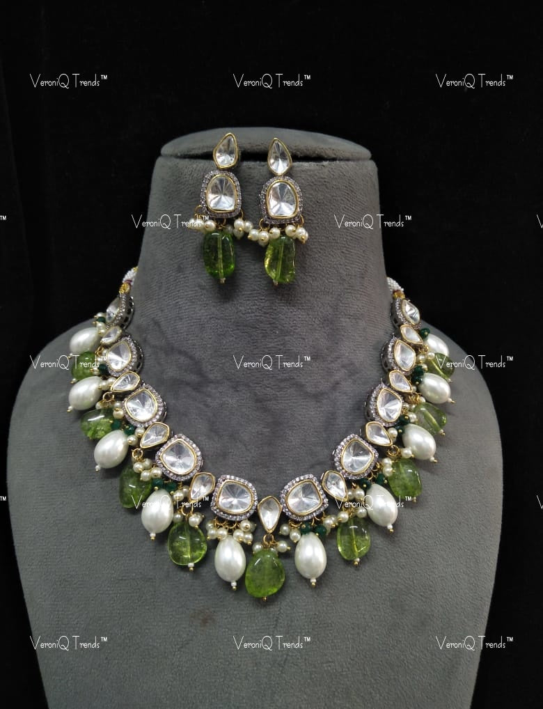 VeroniQ Trends-Elegant Gold Plated Polki Necklace With Beads Polki-Gold Plated-Wedding Jewellery-Punjabi Jewellery-South Indian-Thappa Jewellery
