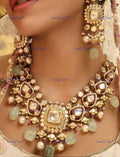 VeroniQ Trends-Bridal Elegant Gold Plated Pachi Kundan Polki Necklace With Pumpkin Beads Polki-Gold Plated-Wedding Jewellery-Punjabi Jewellery-South Indian-Thappa Jewellery